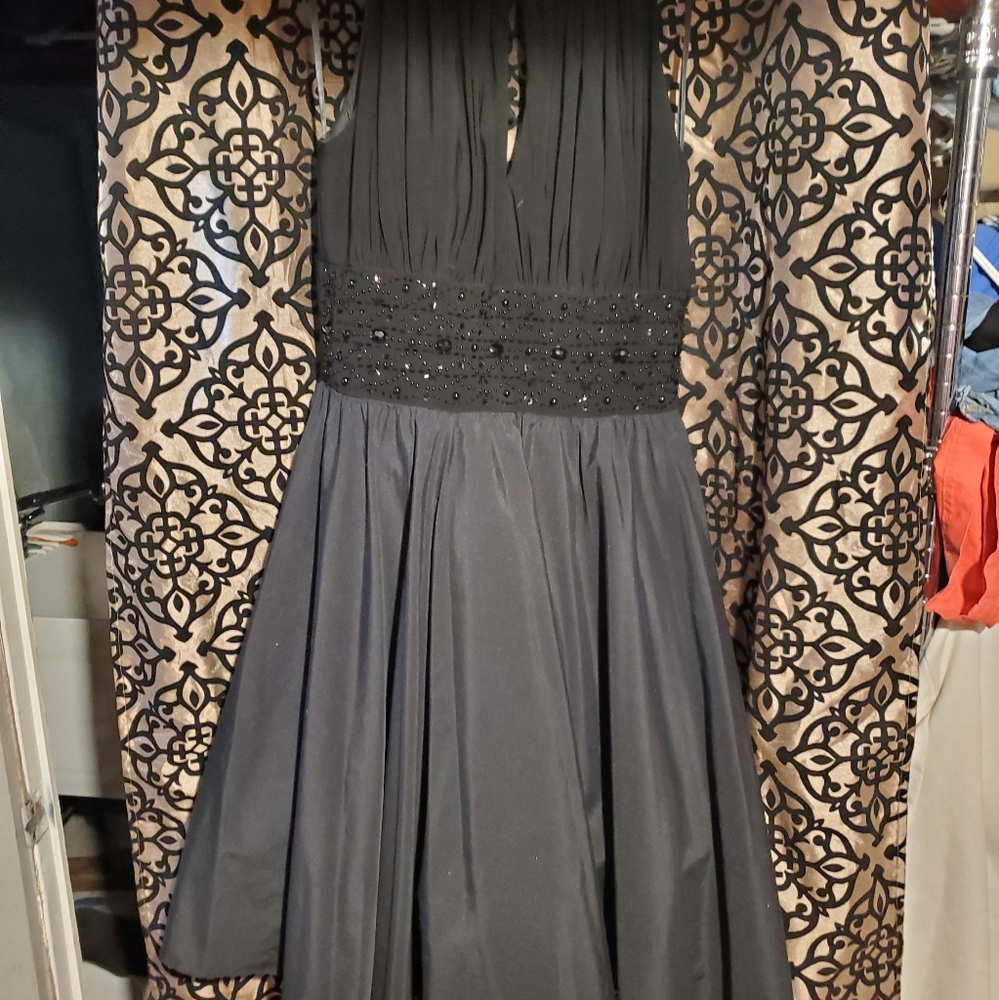 Jessica Howard black size 6 dress